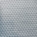 Biała dzianina materacowa (emi 180) – struktura materiału, widok z bliska